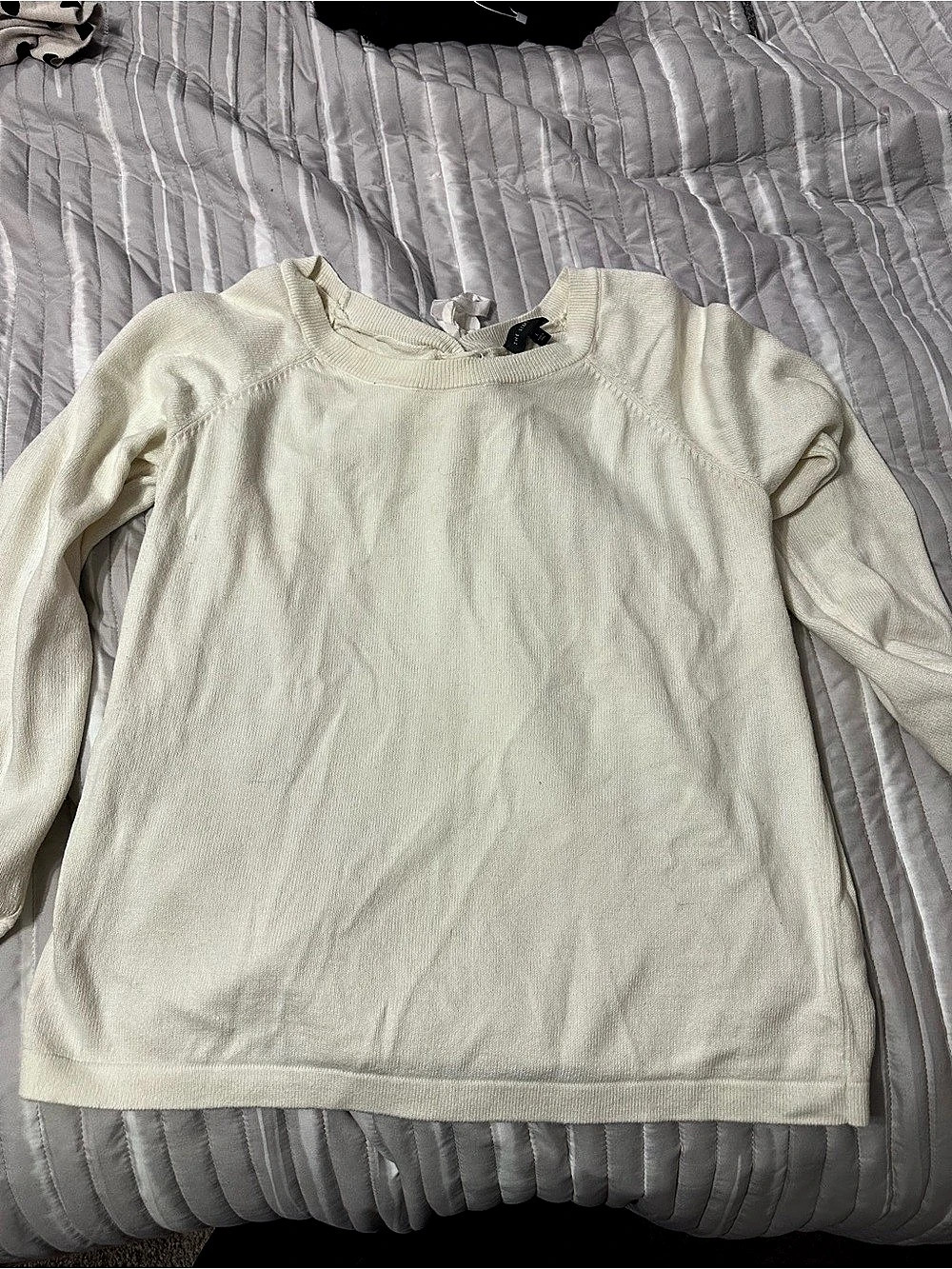 Cream Crewneck Sweater Like New